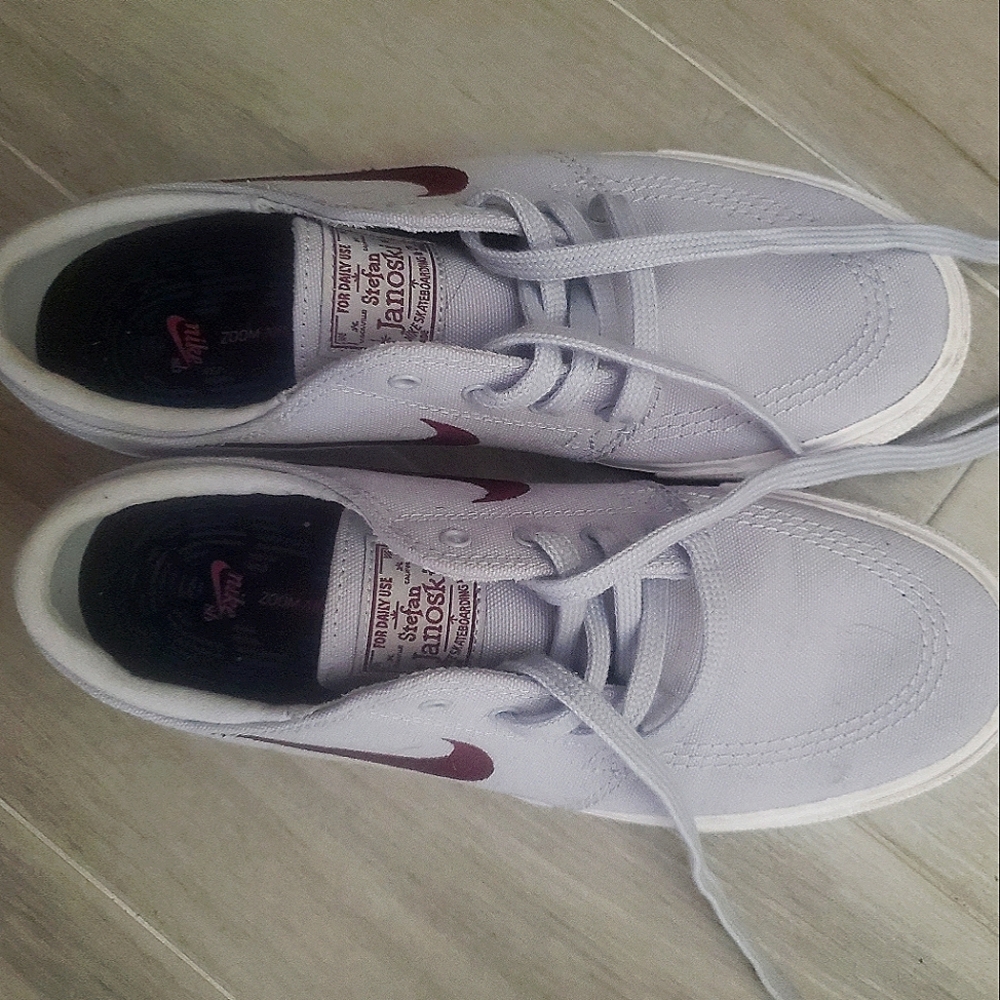 Nike Janoski Sneakers